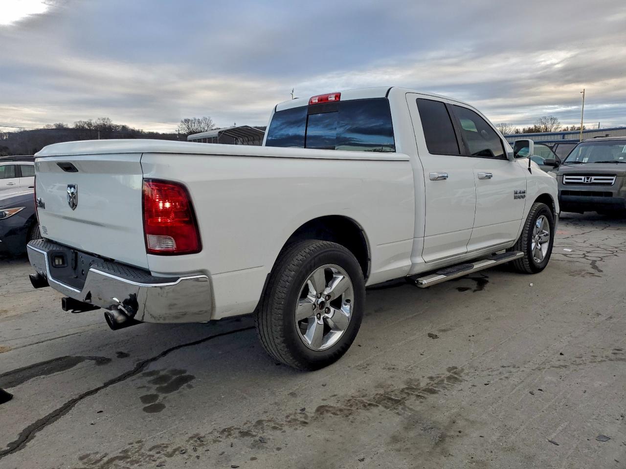 2014 RAM 1500 SLT photo 7