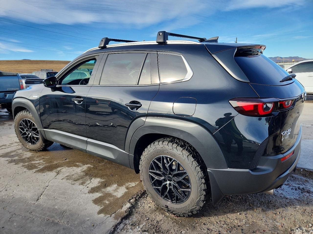 2025 MAZDA CX-50 PREMIUM PLUS photo 2