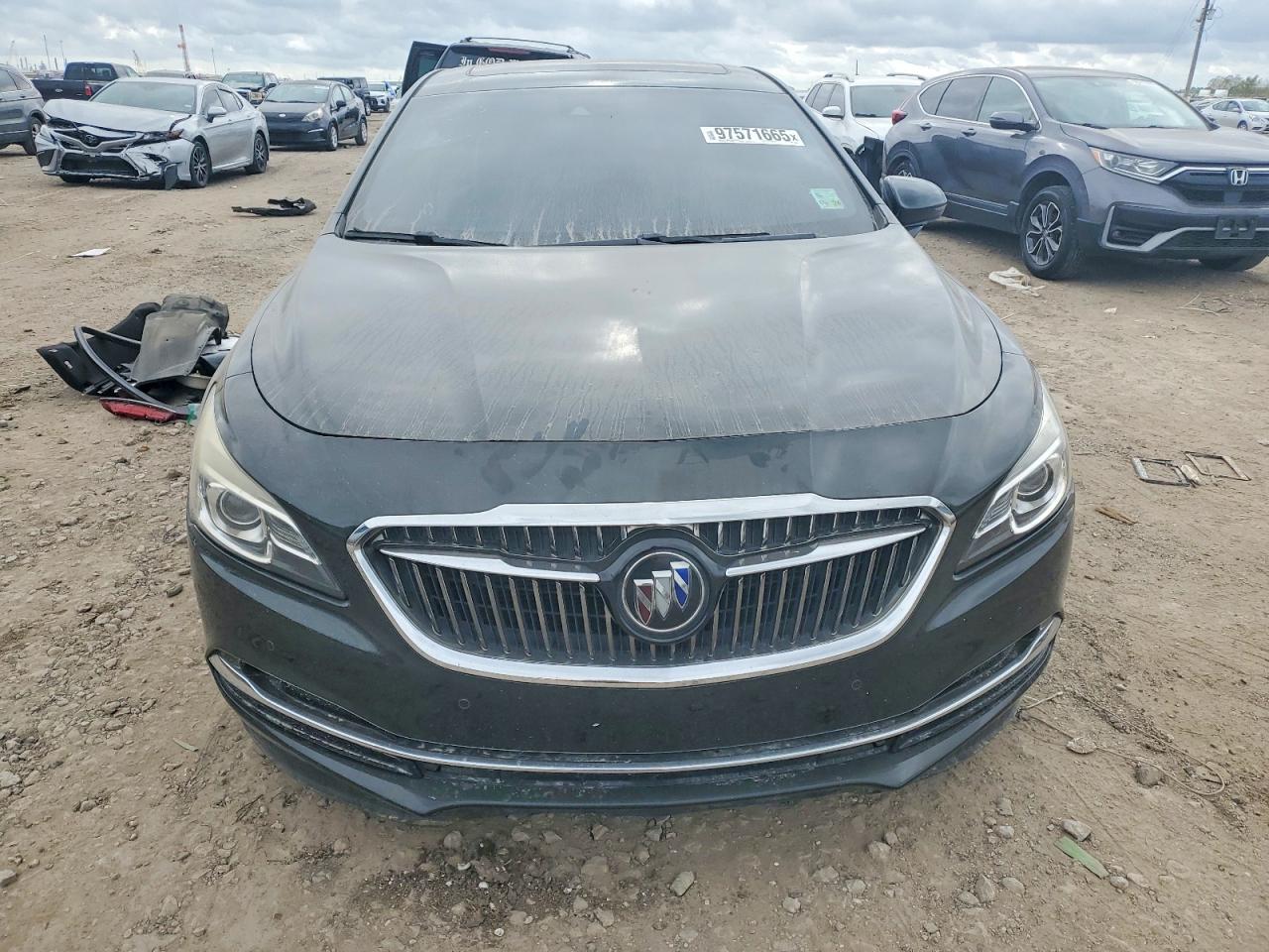 2017 BUICK LACROSSE PREMIUM photo 5