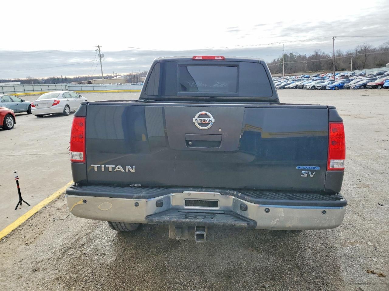 2011 NISSAN TITAN S photo 6