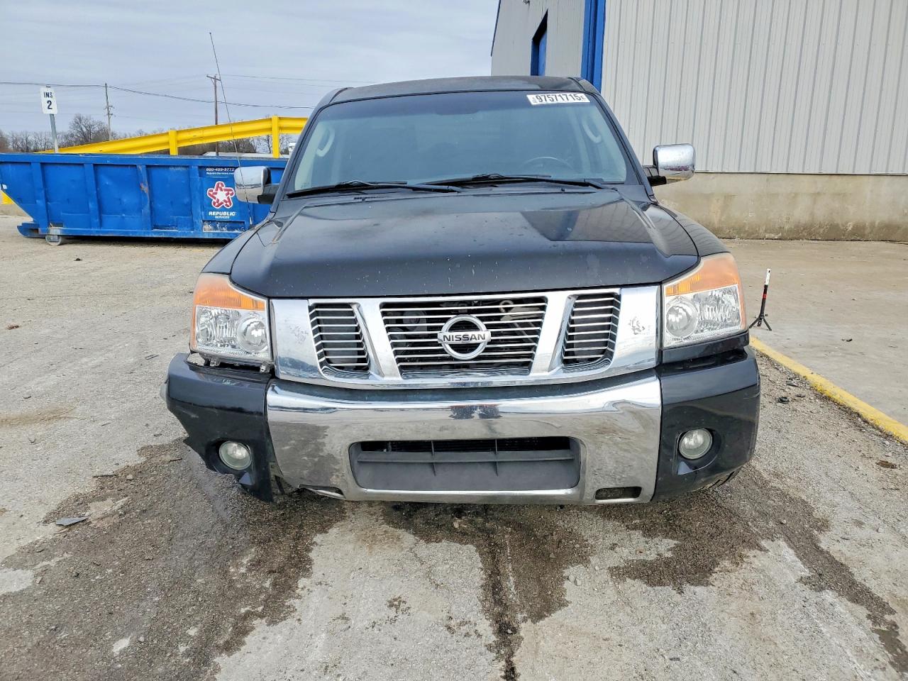 2011 NISSAN TITAN S photo 5
