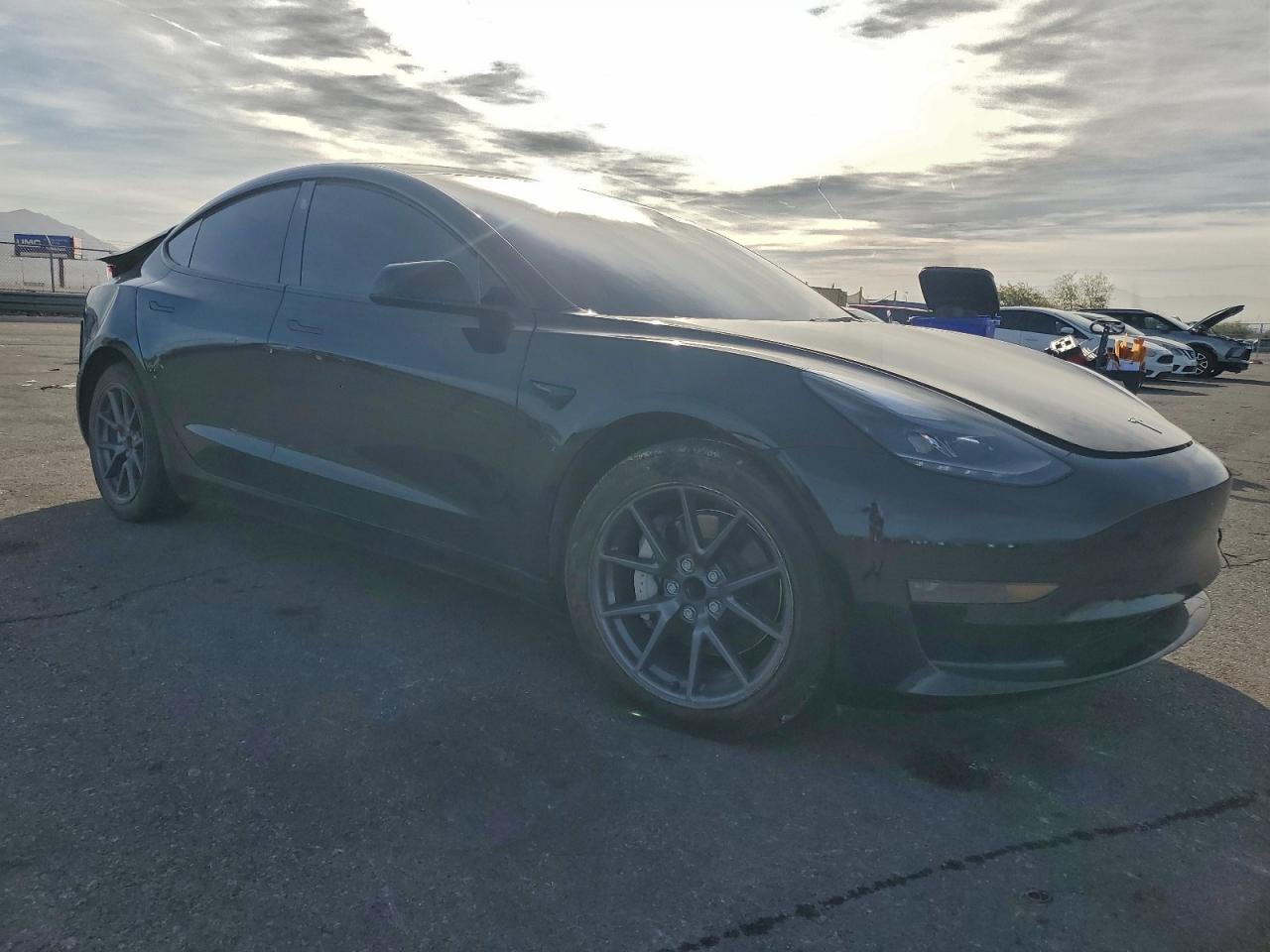 2023 TESLA MODEL 3 photo 4