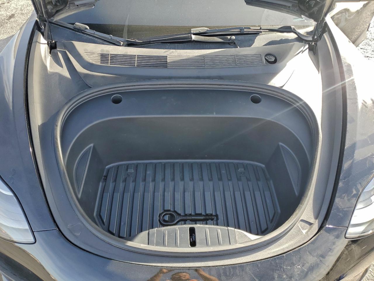2023 TESLA MODEL 3 photo 11