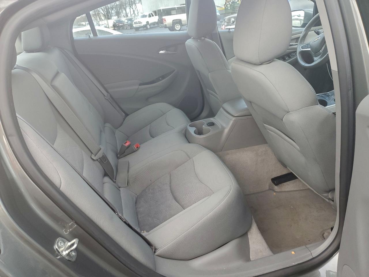 2017 CHEVROLET VOLT LT photo 10