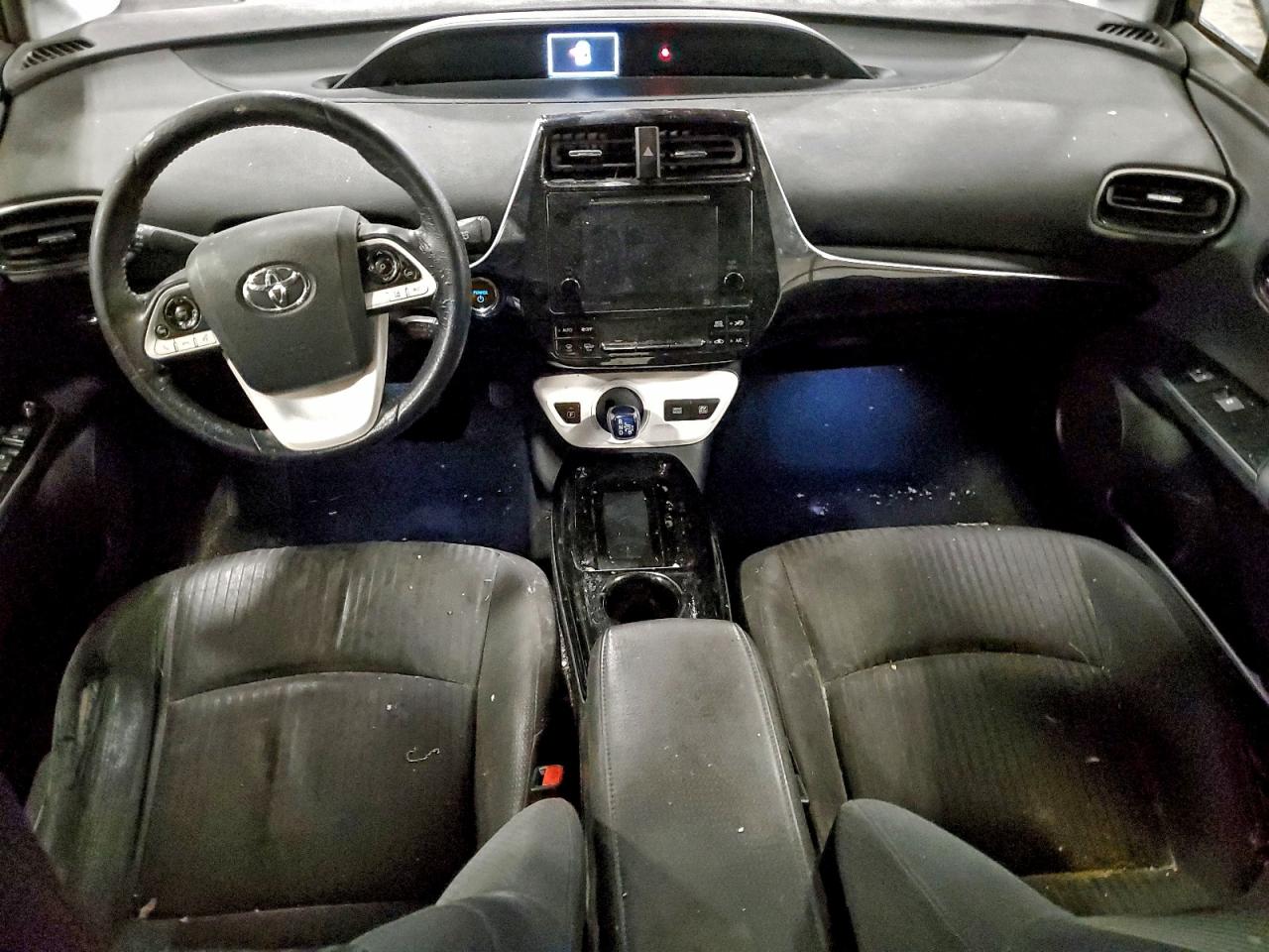 2018 TOYOTA PRIUS photo 8