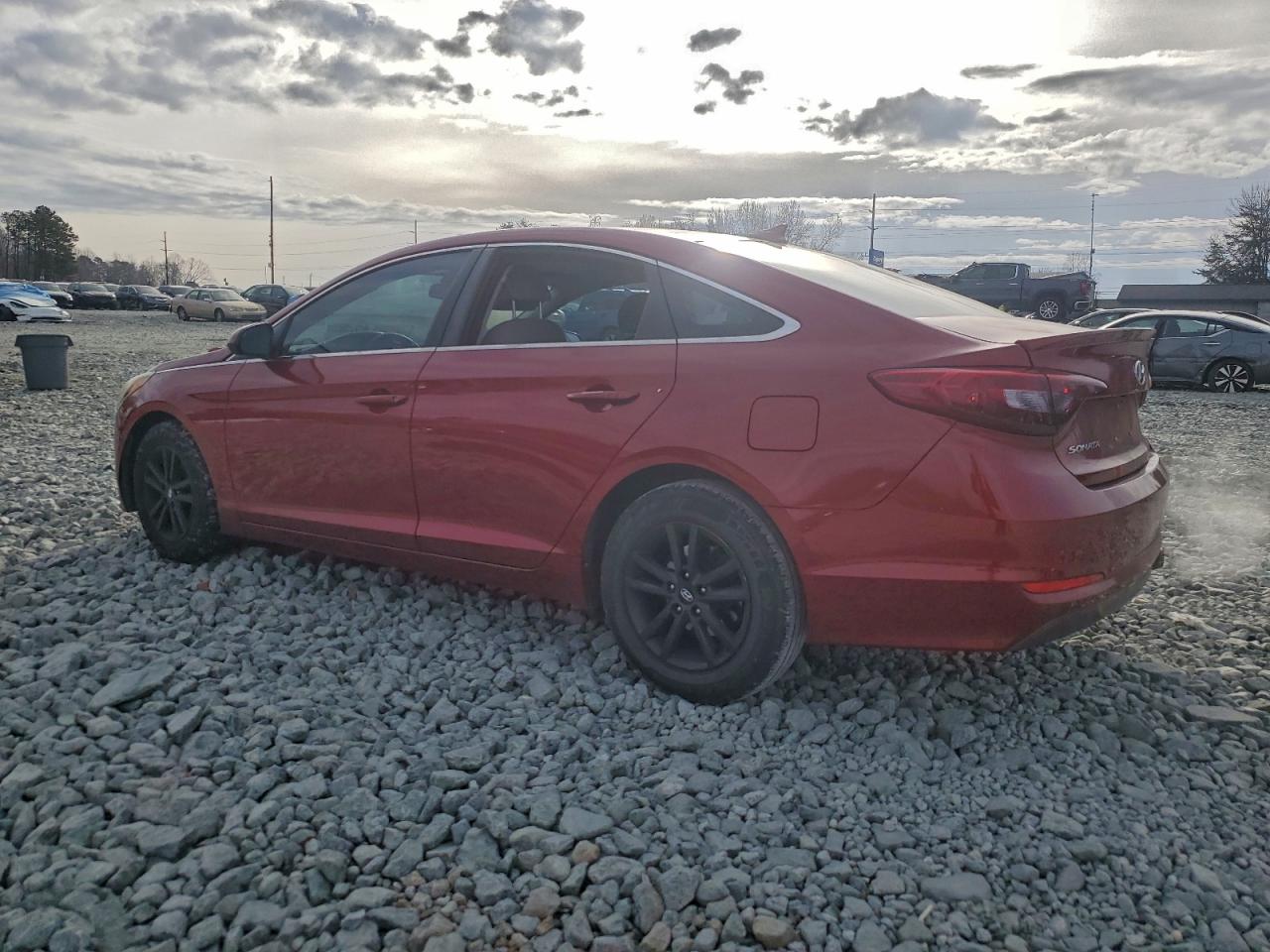 2016 HYUNDAI SONATA SE photo 2
