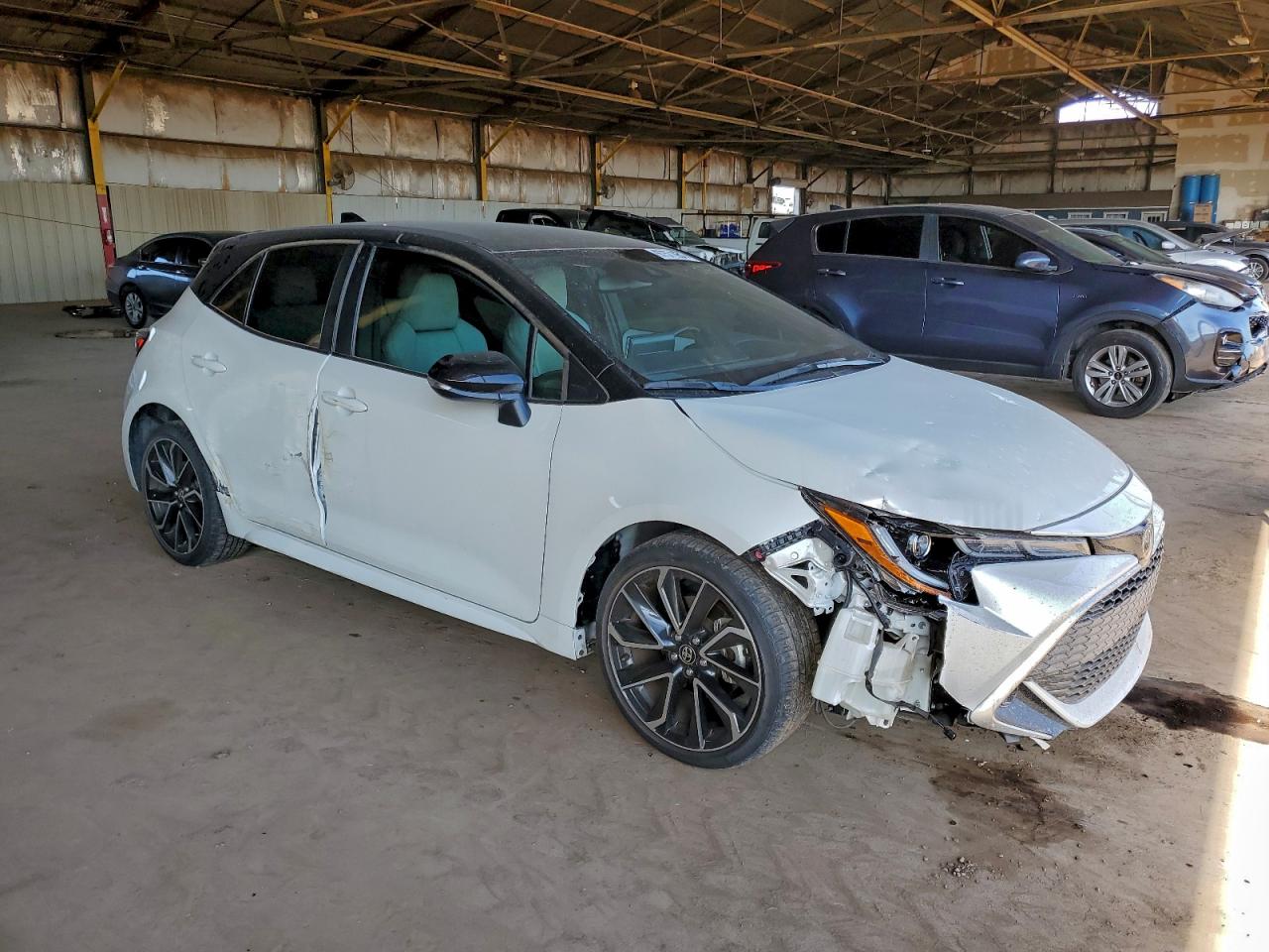 2022 TOYOTA COROLLA XSE photo 4