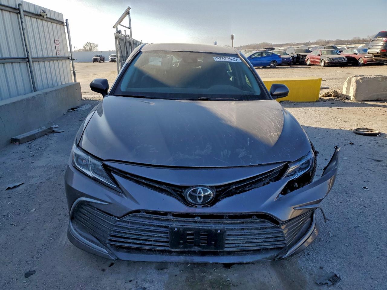 2024 TOYOTA CAMRY LE photo 9