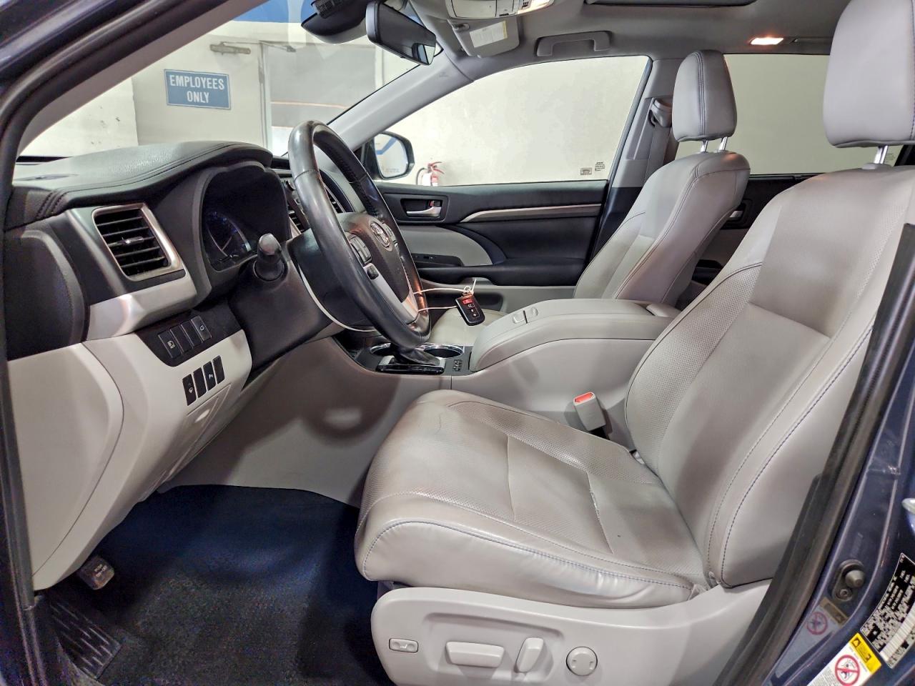 2019 TOYOTA HIGHLANDER HYBRID LIMITED photo 13