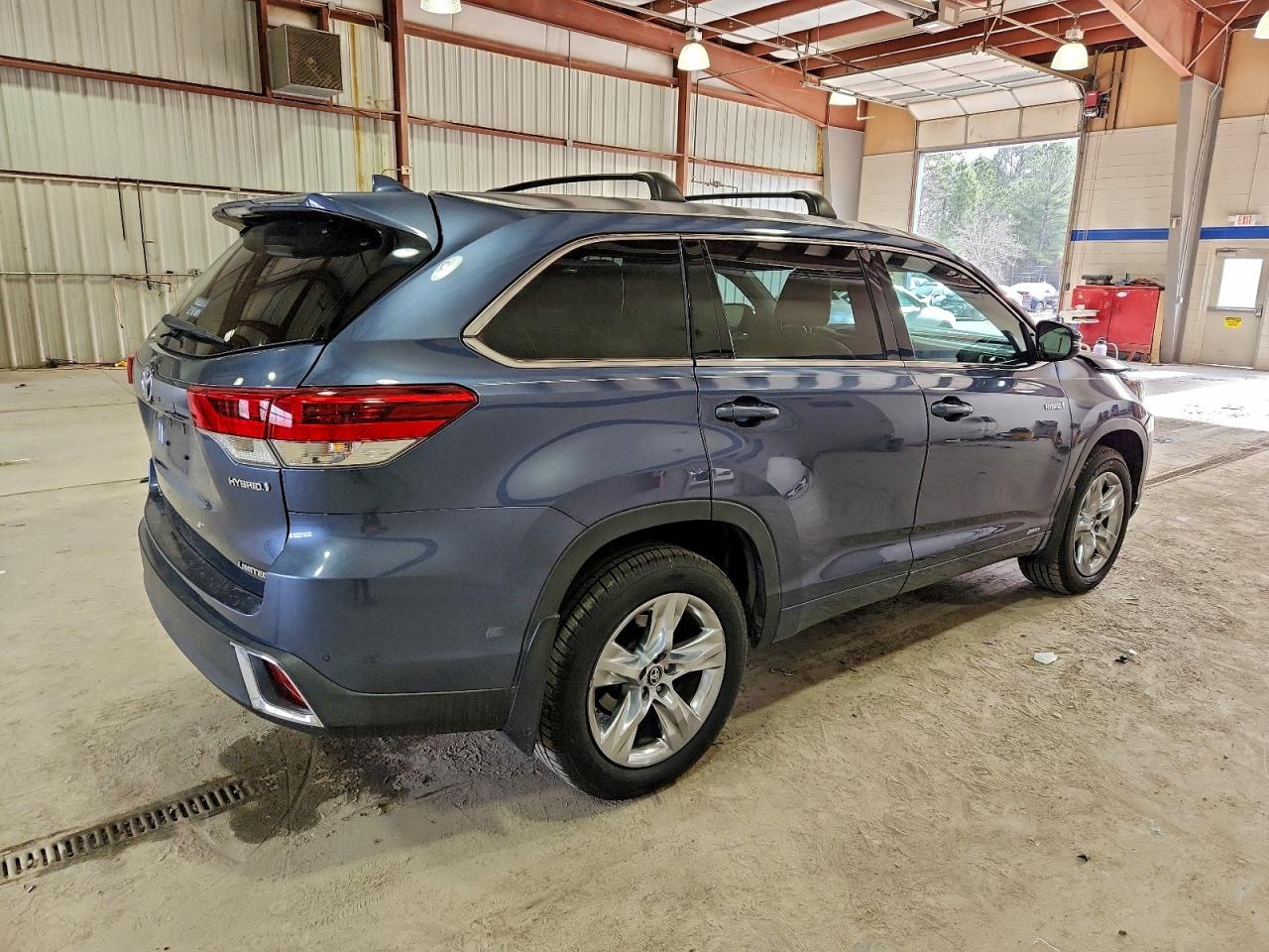 2019 TOYOTA HIGHLANDER HYBRID LIMITED photo 5
