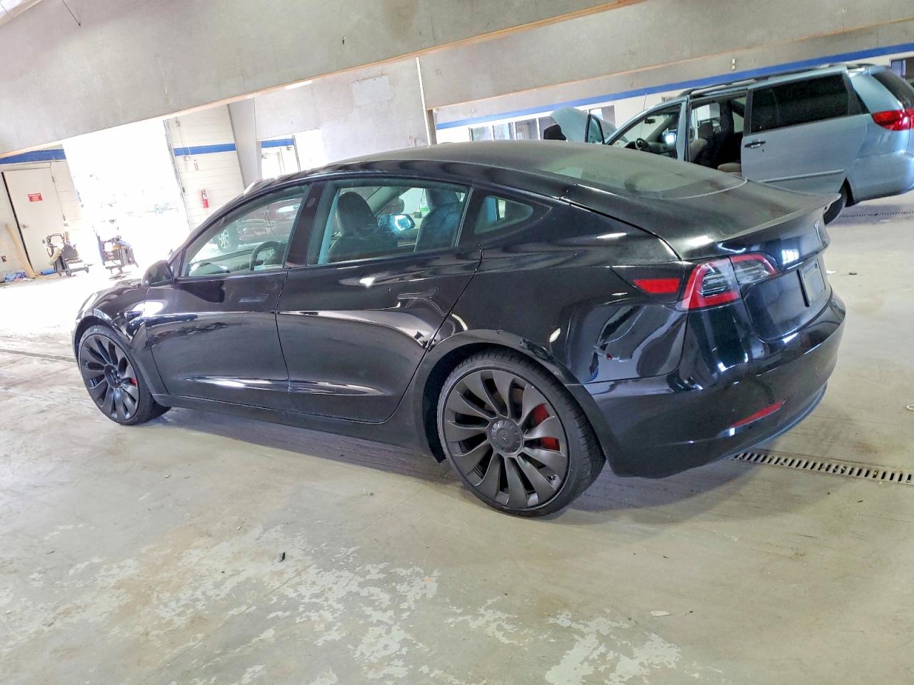 2023 TESLA MODEL 3 photo 2
