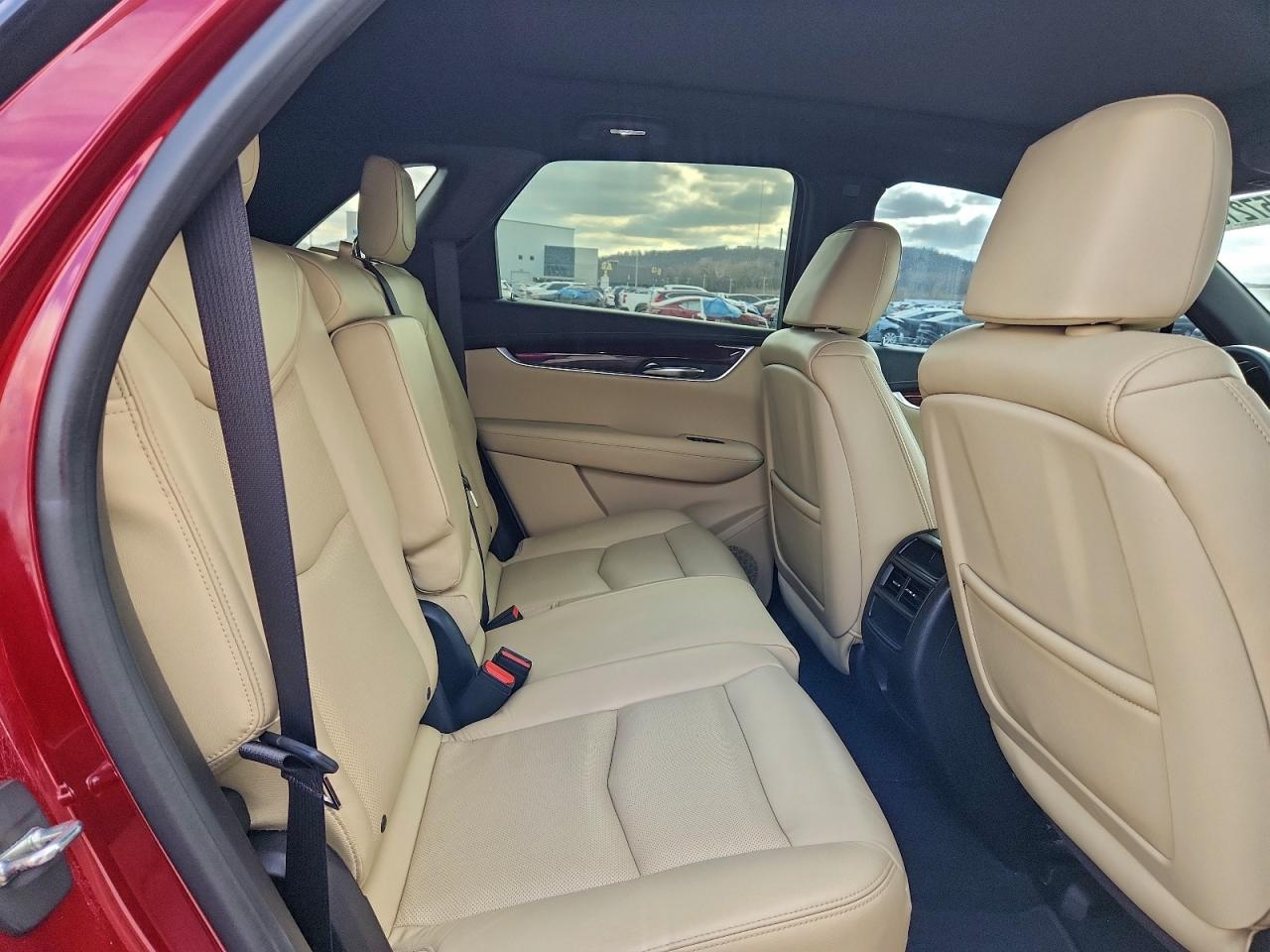 2017 CADILLAC XT5 LUXURY photo 10