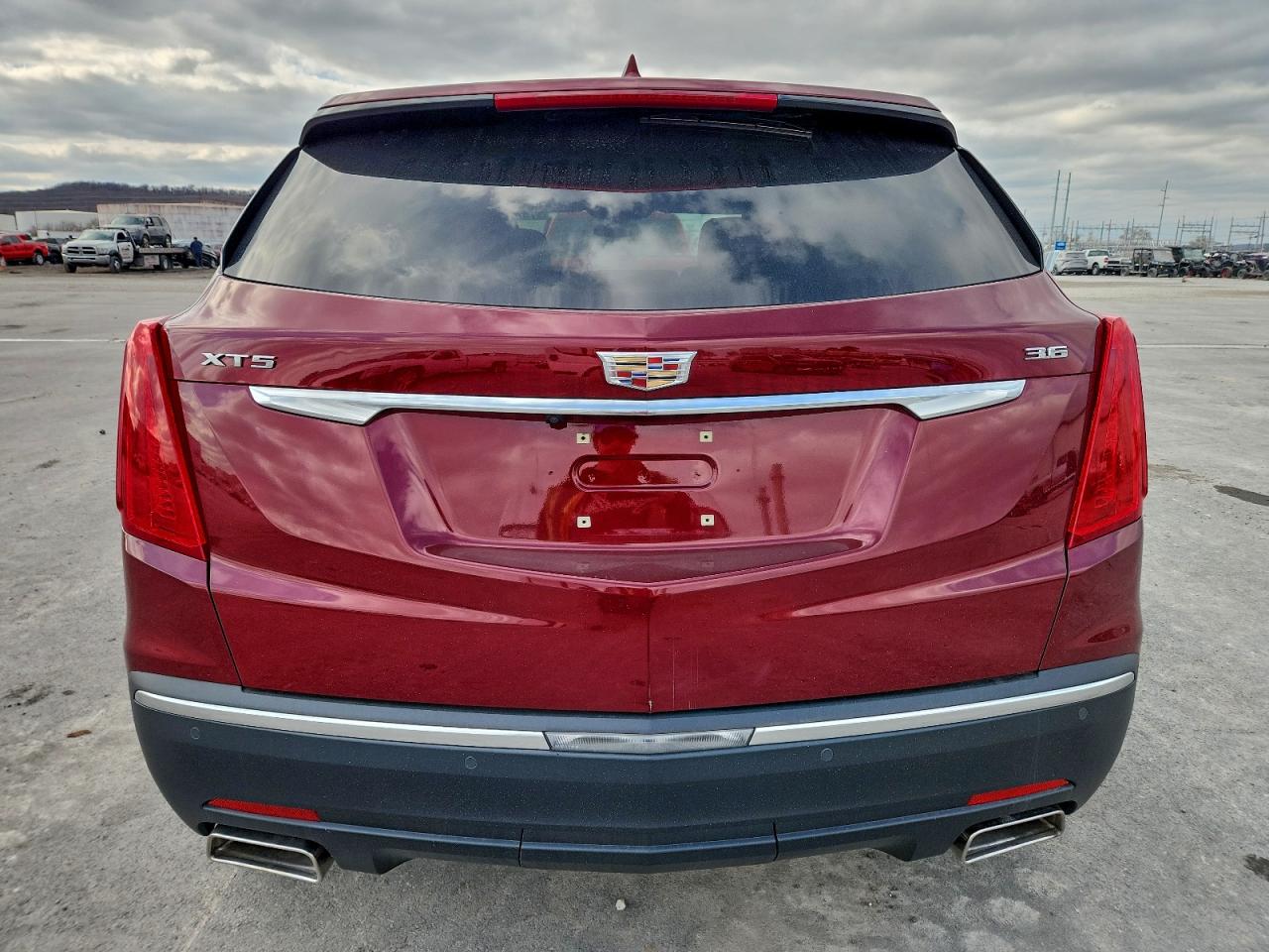 2017 CADILLAC XT5 LUXURY photo 6