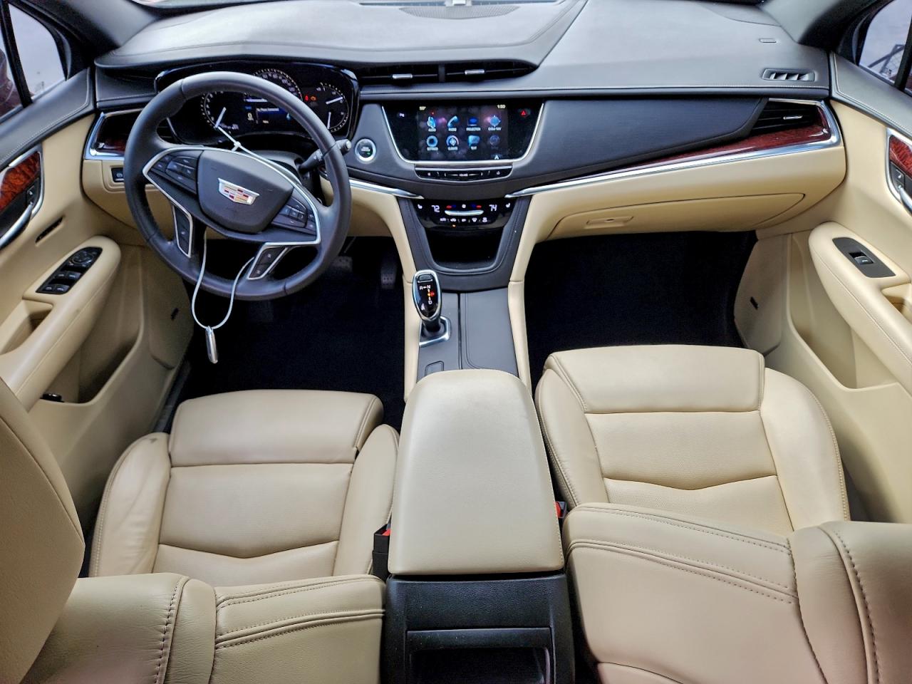 2017 CADILLAC XT5 LUXURY photo 8