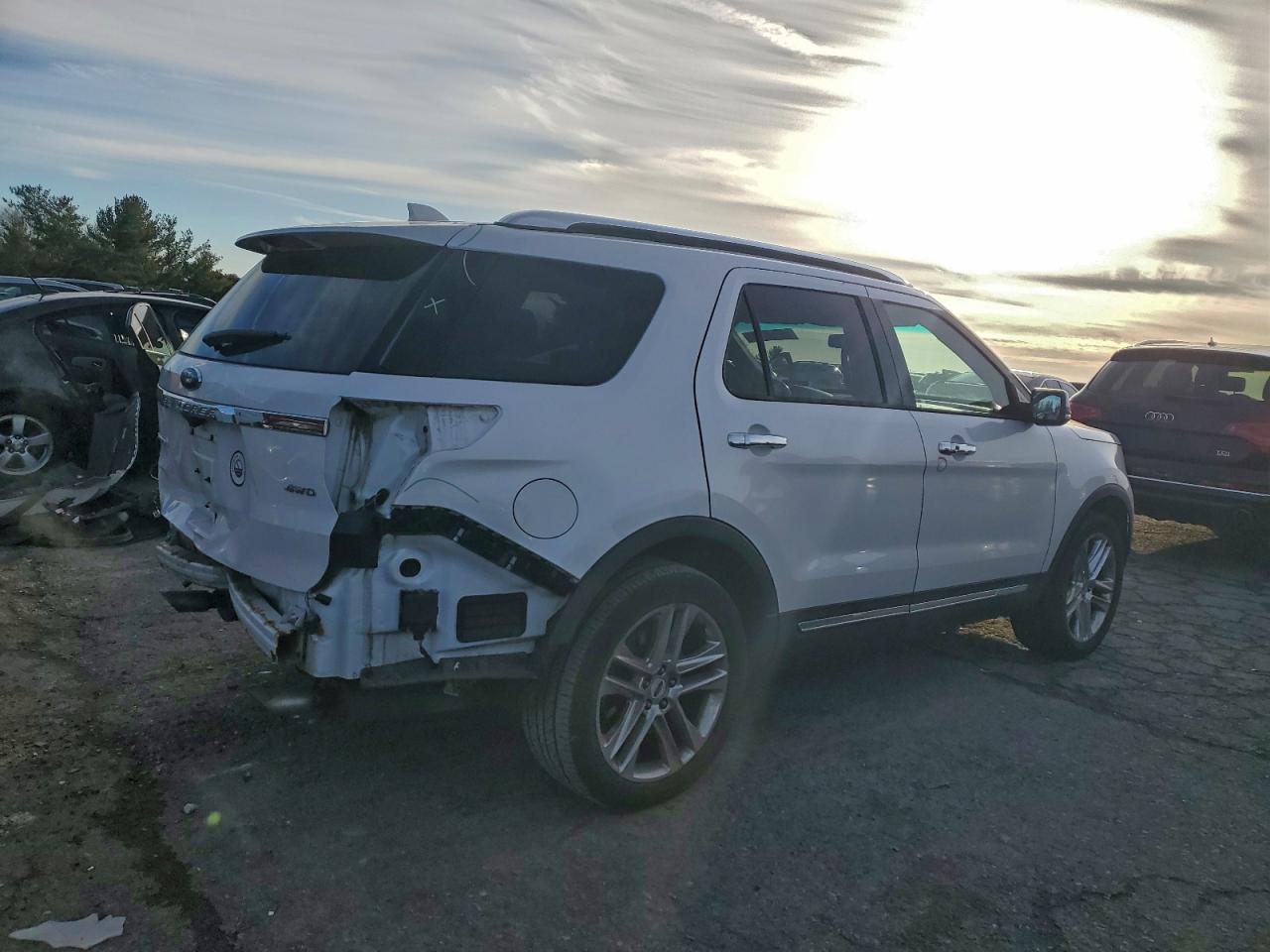 2016 FORD EXPLORER LIMITED photo 3