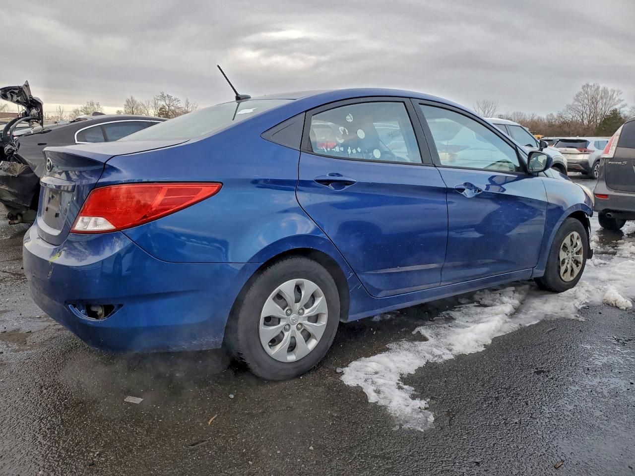 2016 HYUNDAI ACCENT SE photo 7