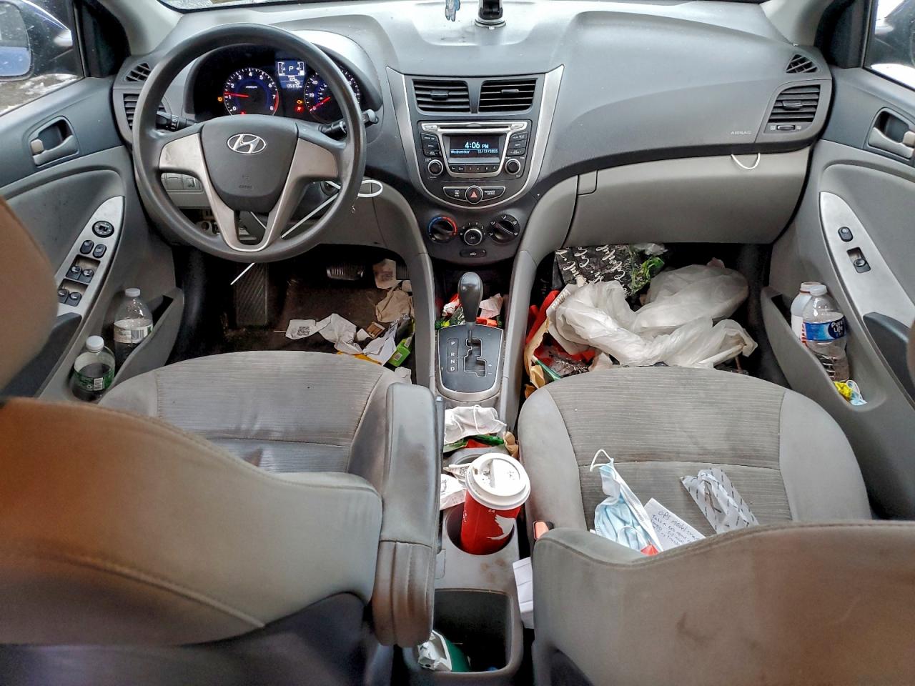 2016 HYUNDAI ACCENT SE photo 22