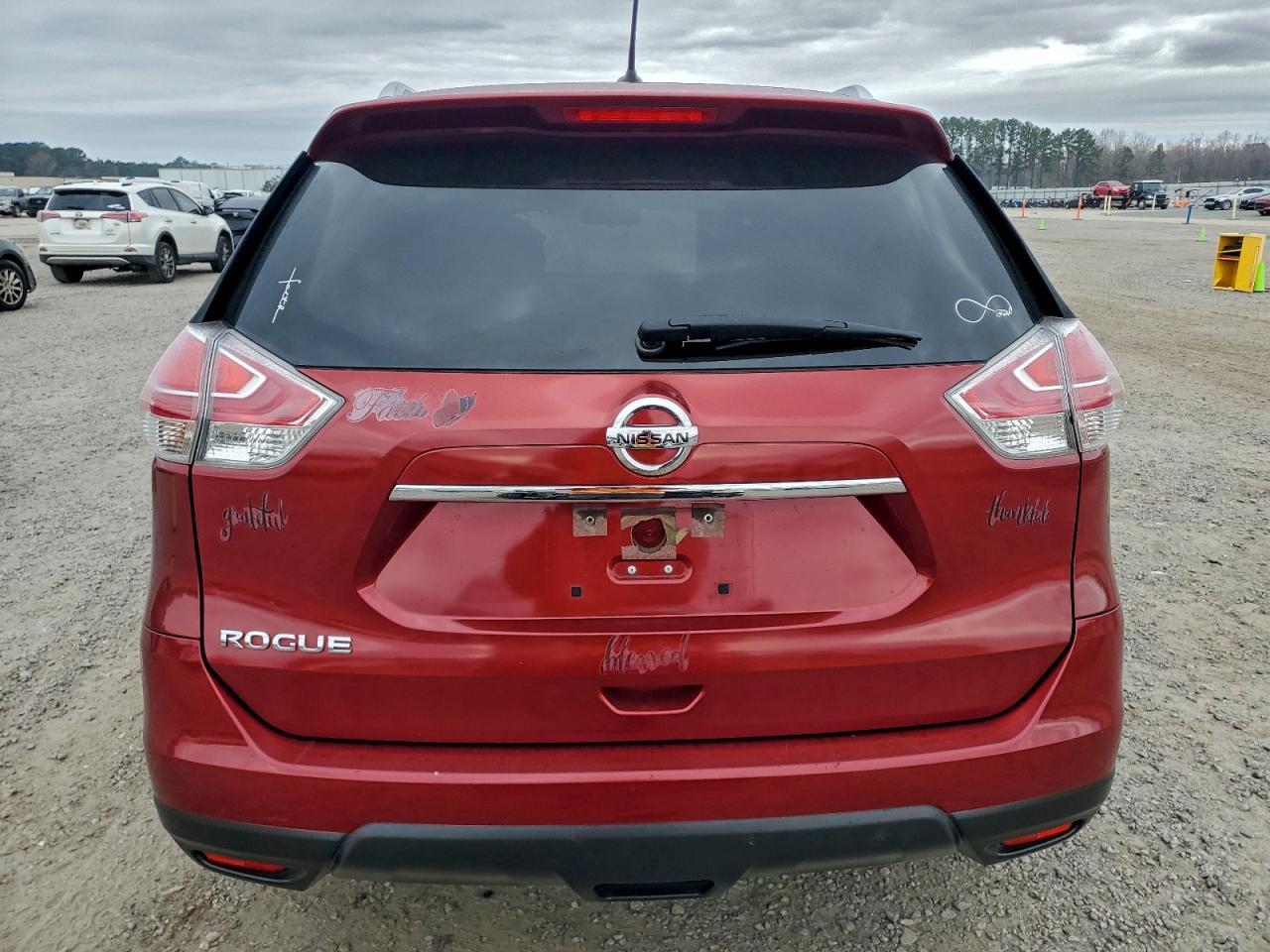 2016 NISSAN ROGUE S photo 6