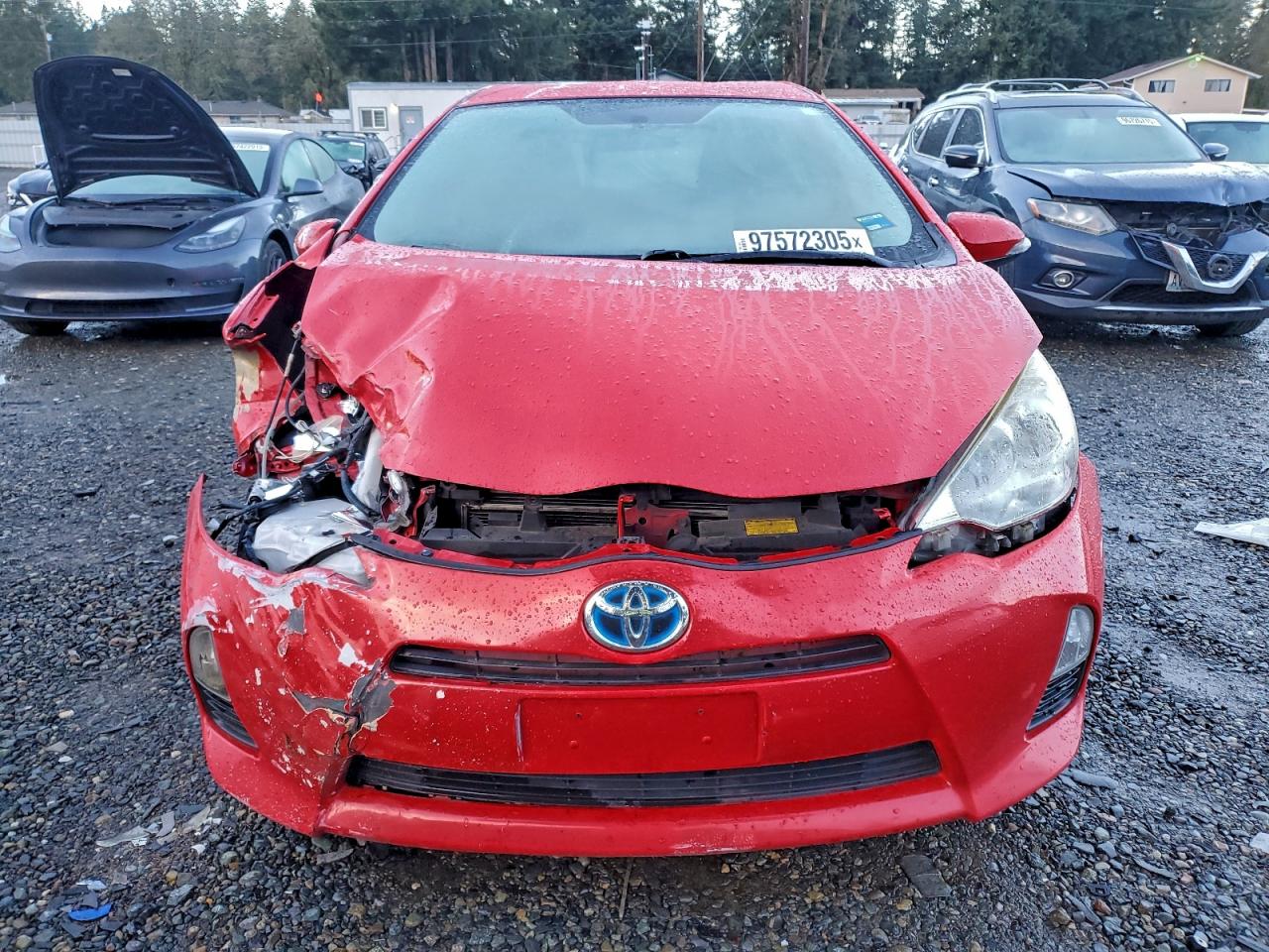 2014 TOYOTA PRIUS C photo 5