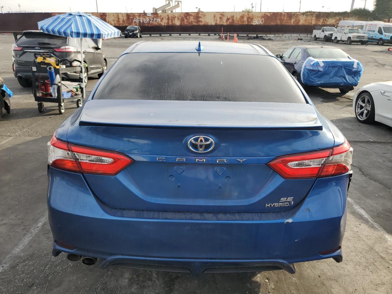 2019 TOYOTA CAMRY HYBRID photo 6