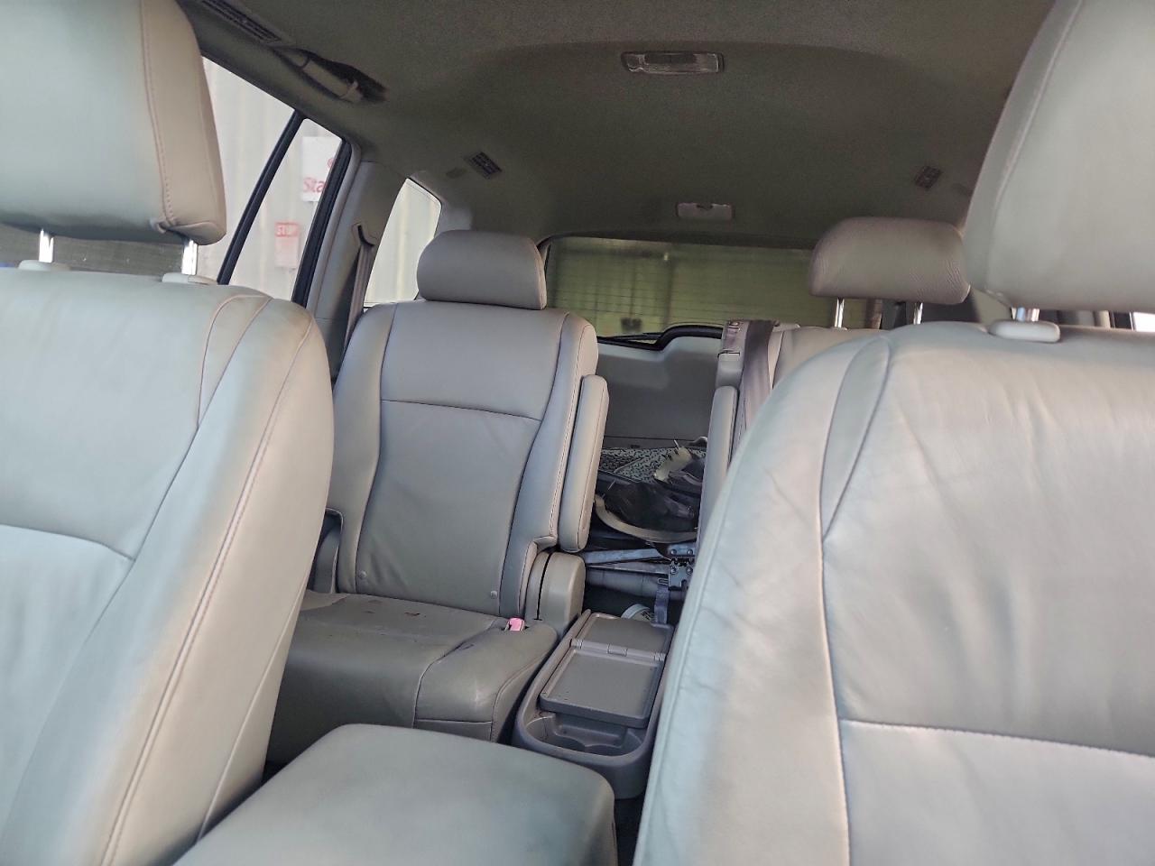2010 TOYOTA HIGHLANDER LIMITED photo 10