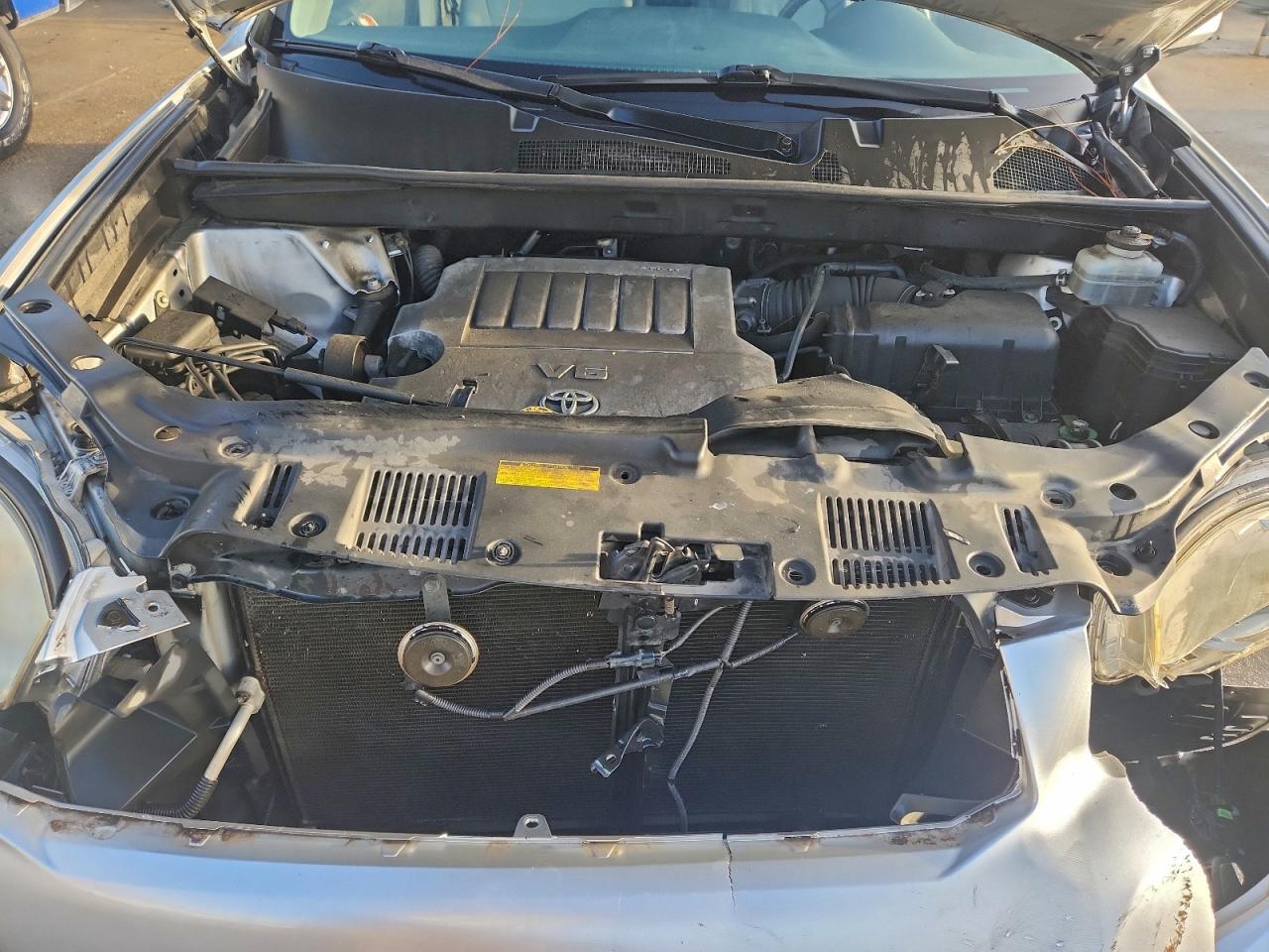 2010 TOYOTA HIGHLANDER LIMITED photo 12