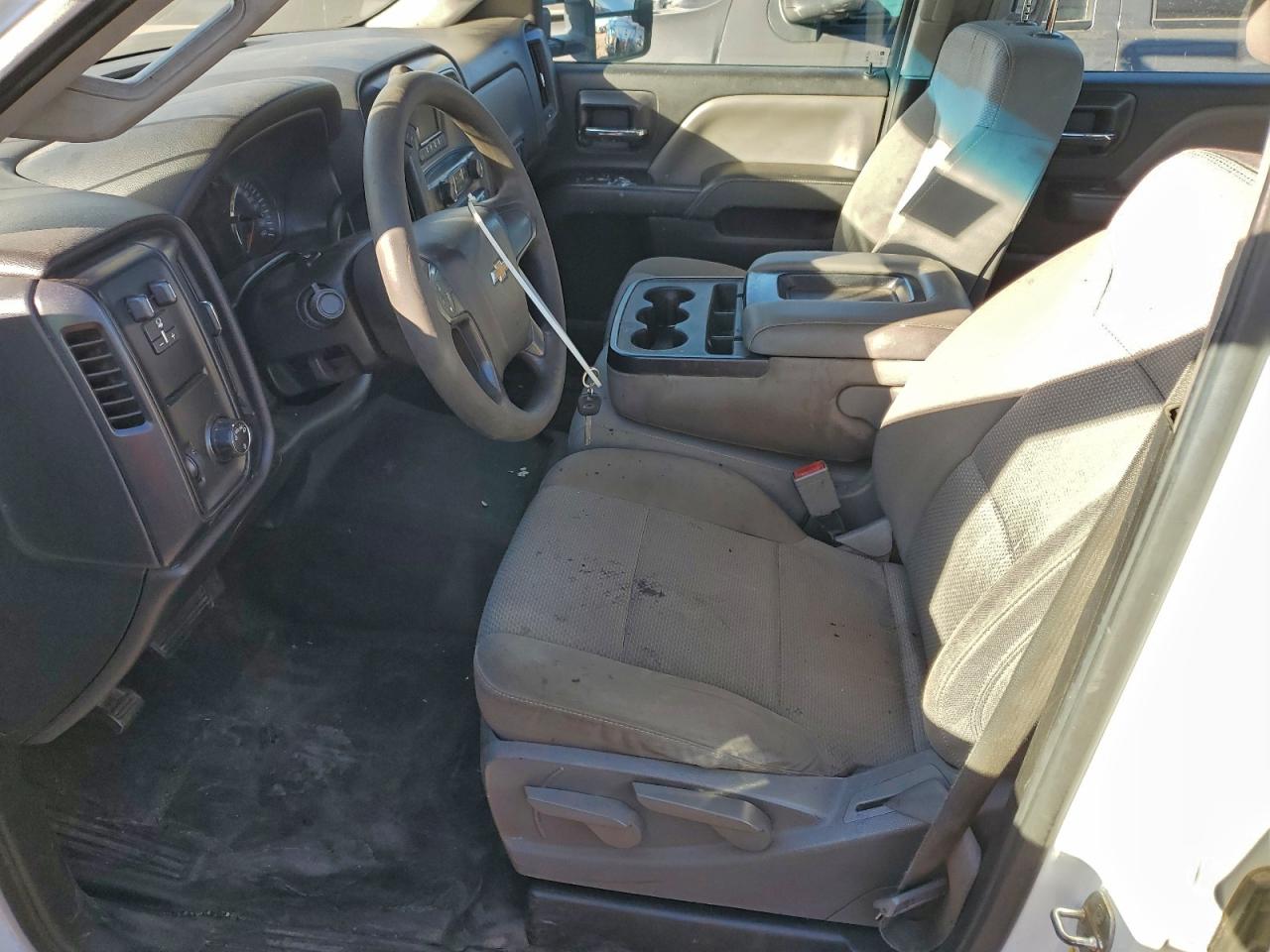 2015 CHEVROLET SILVERADO C2500 HEAVY DUTY photo 7