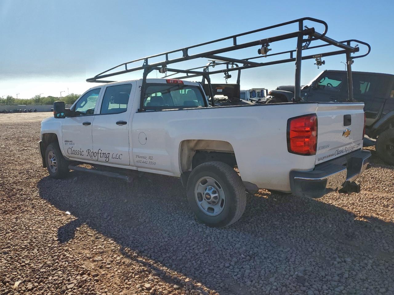 2015 CHEVROLET SILVERADO C2500 HEAVY DUTY photo 2