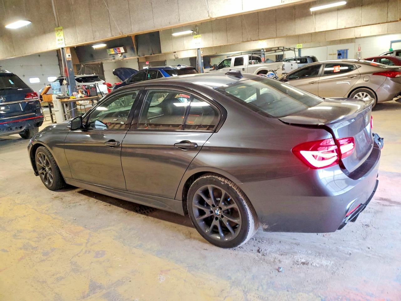 2016 BMW 328 I photo 2