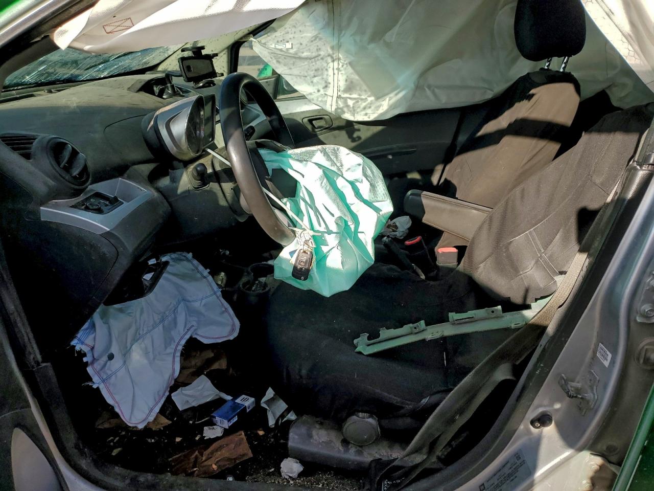2015 CHEVROLET SPARK 1LT photo 13