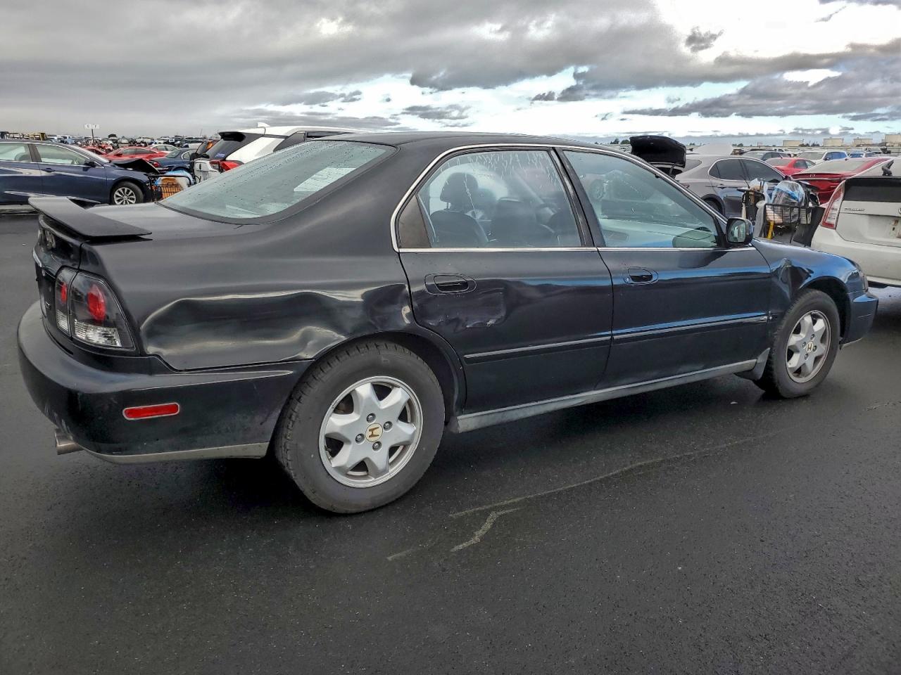 1996 HONDA ACCORD EX photo 3