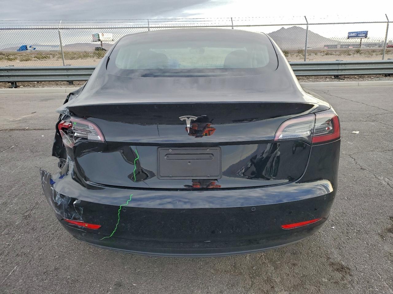 2018 TESLA MODEL 3 photo 6