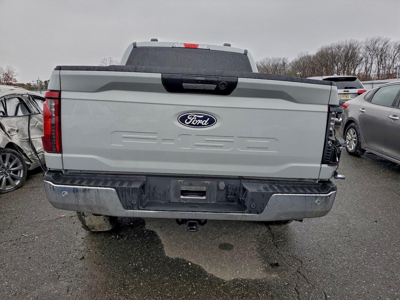 2024 FORD F150 XLT photo 6