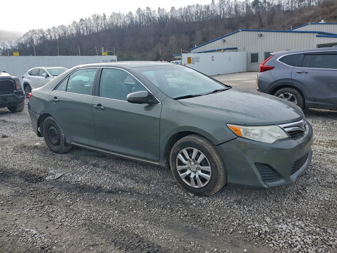 2012 TOYOTA CAMRY BASE photo 4