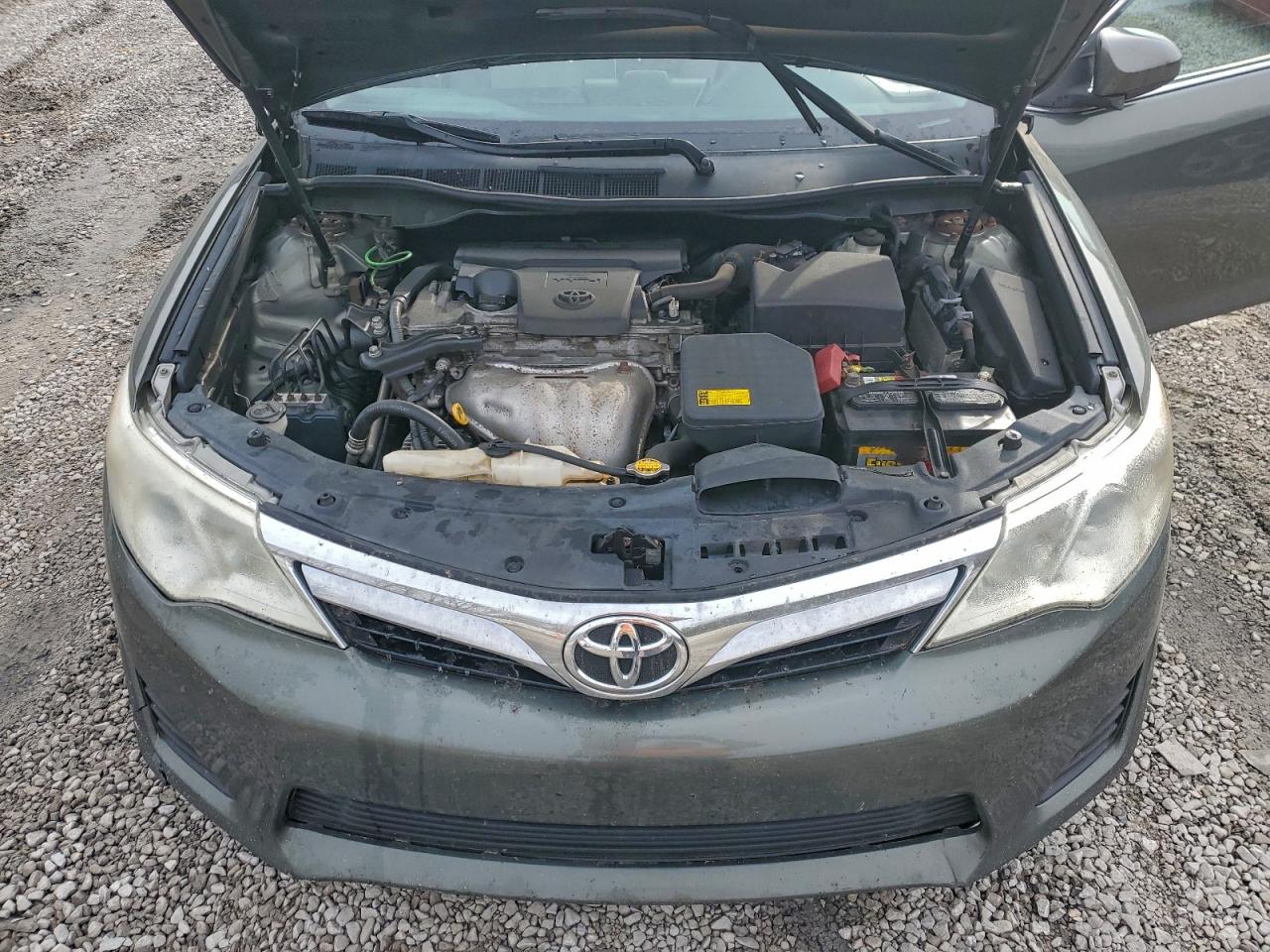 2012 TOYOTA CAMRY BASE photo 11