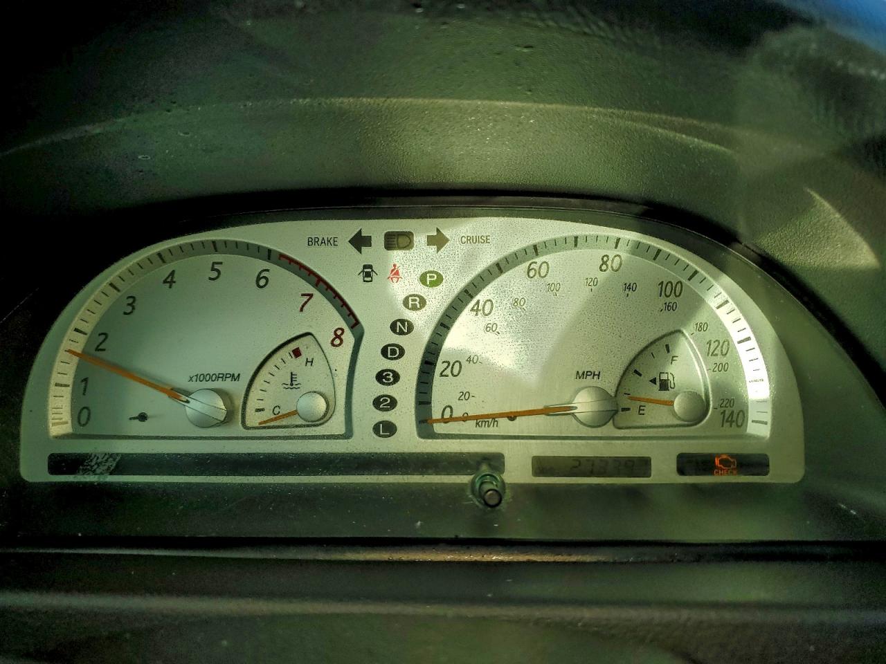 2003 TOYOTA CAMRY LE photo 9