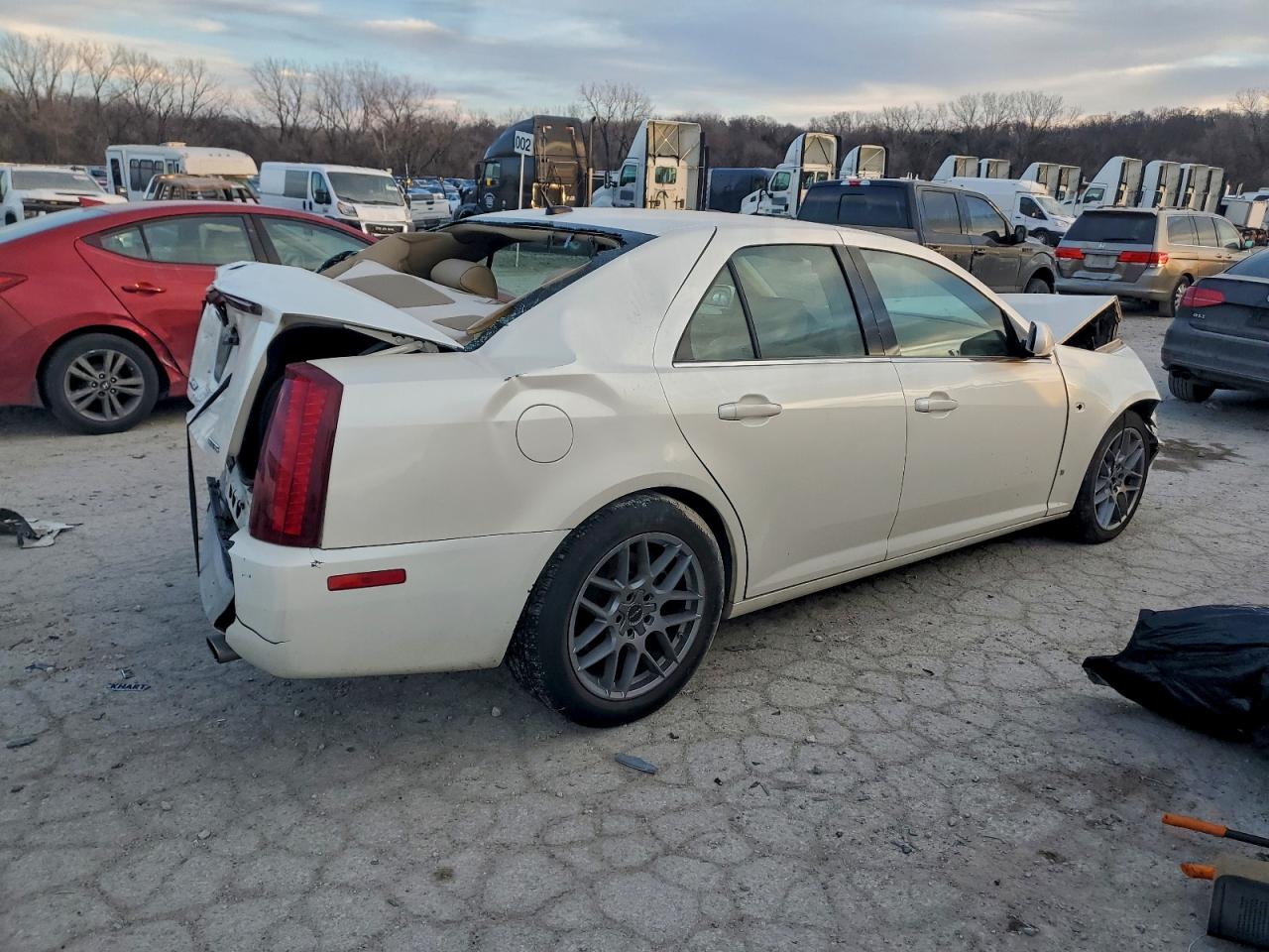 2007 CADILLAC STS photo 3