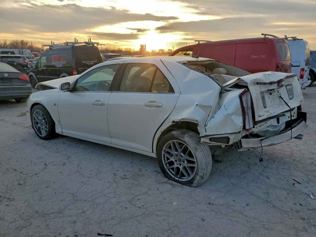 2007 CADILLAC STS photo 2