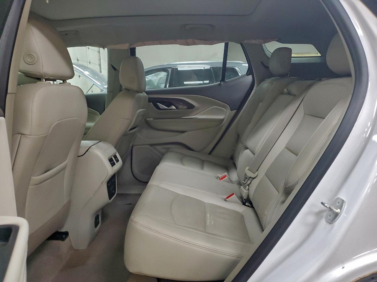 2020 GMC TERRAIN DENALI photo 11