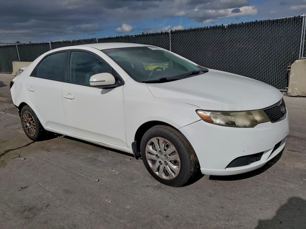 2012 KIA FORTE EX photo 4
