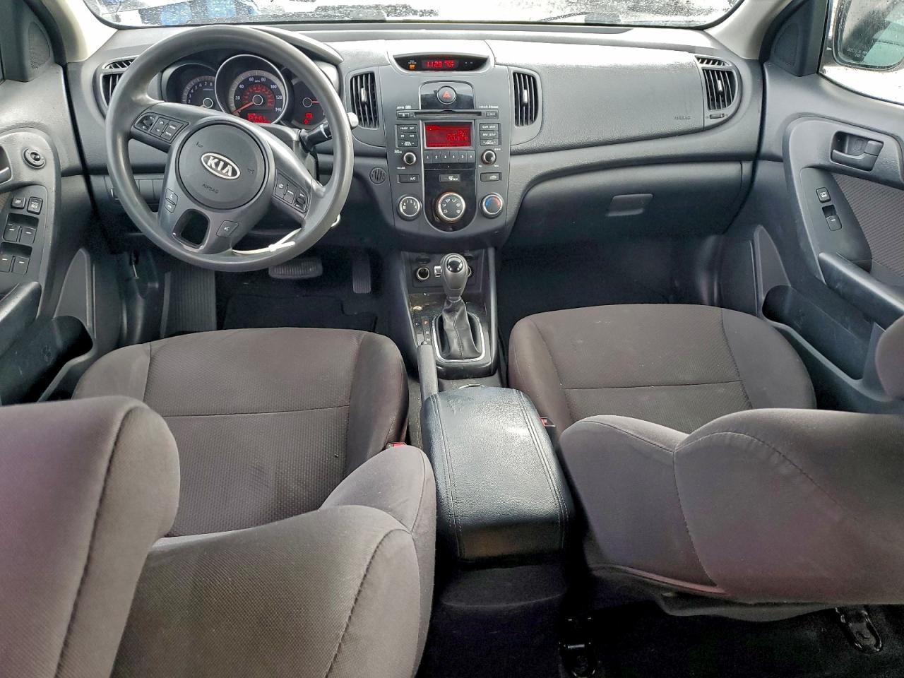 2012 KIA FORTE EX photo 8
