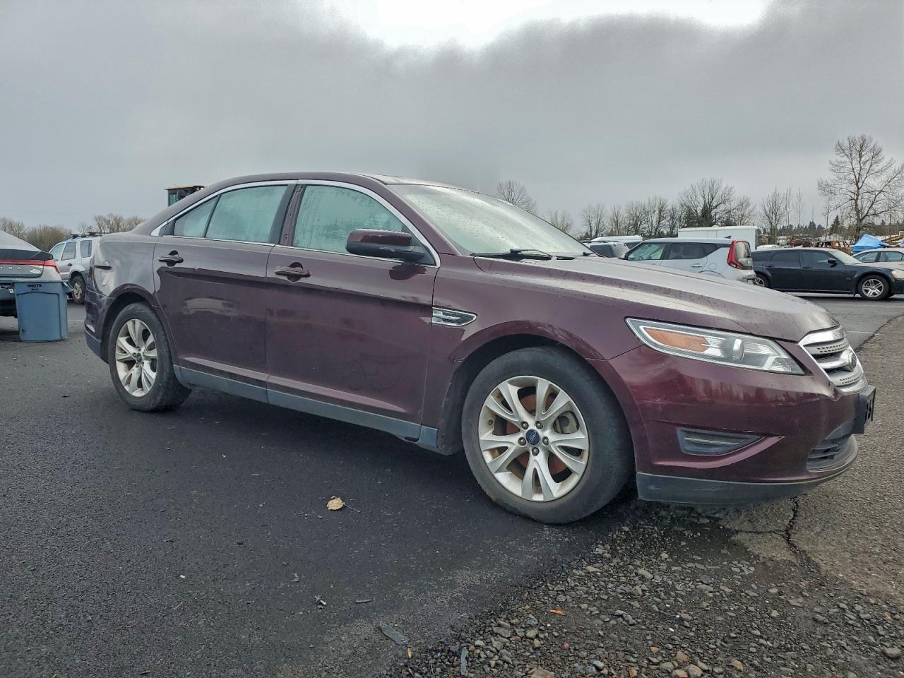 2011 FORD TAURUS SEL photo 4