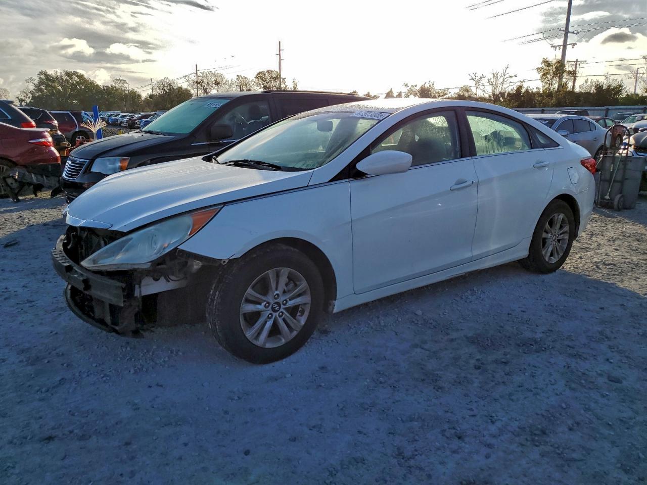 2011 HYUNDAI SONATA
