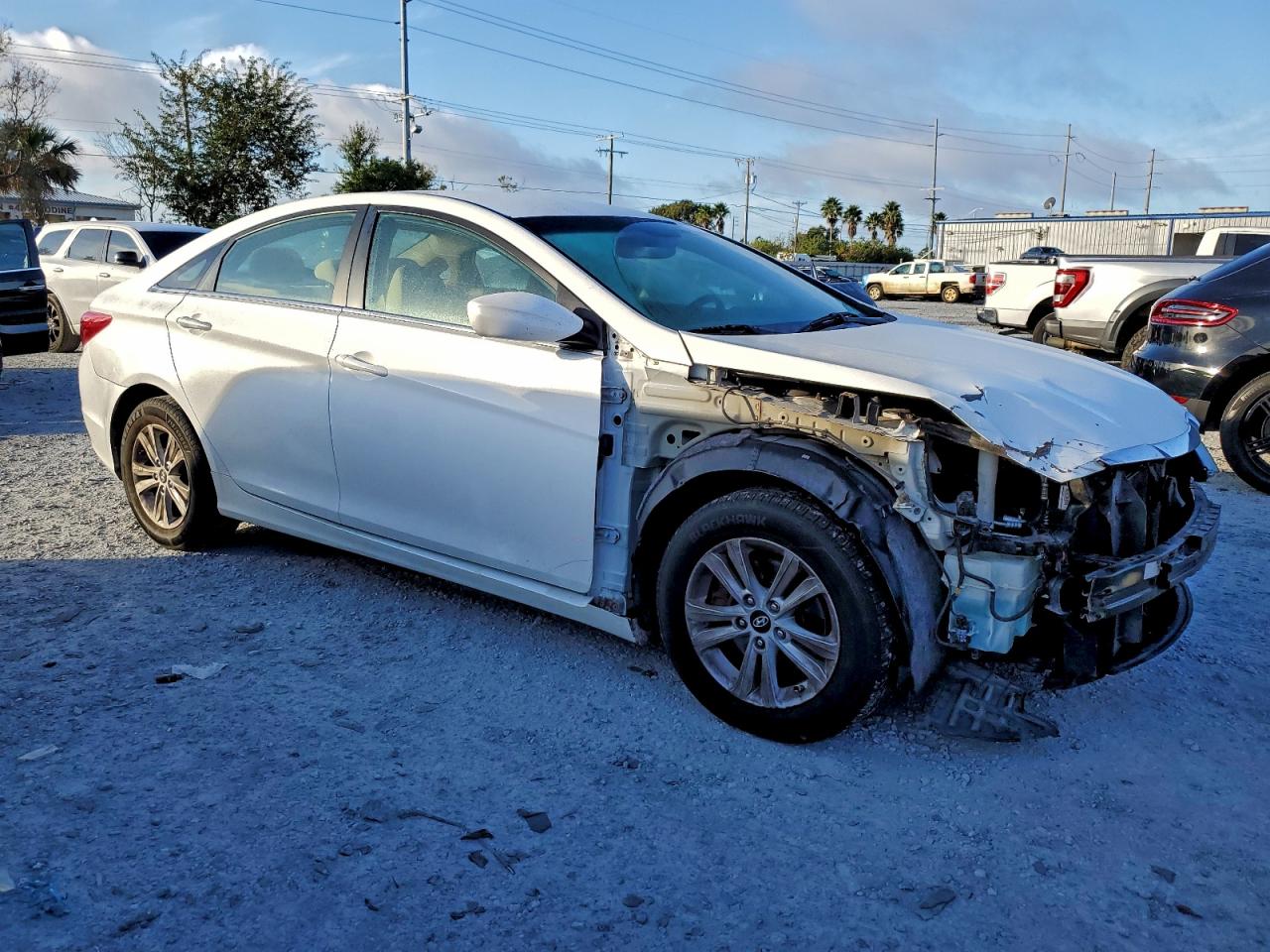 2011 HYUNDAI SONATA GLS photo 4