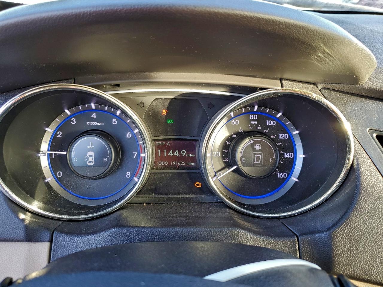 2011 HYUNDAI SONATA GLS photo 9