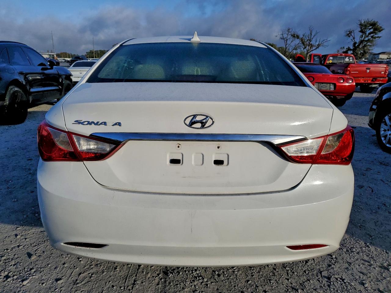 2011 HYUNDAI SONATA GLS photo 6