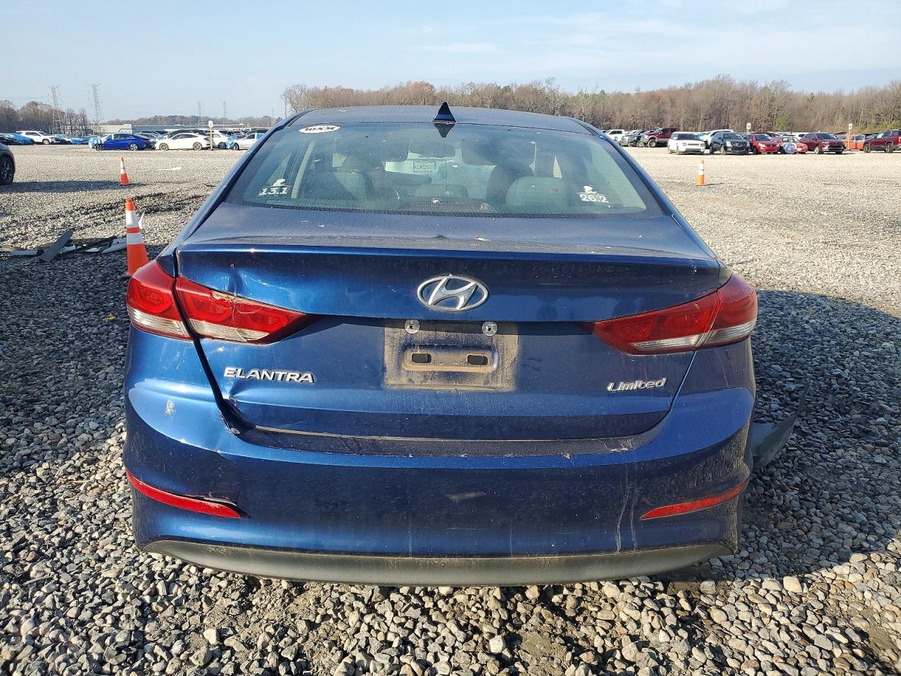 2017 HYUNDAI ELANTRA SE photo 11