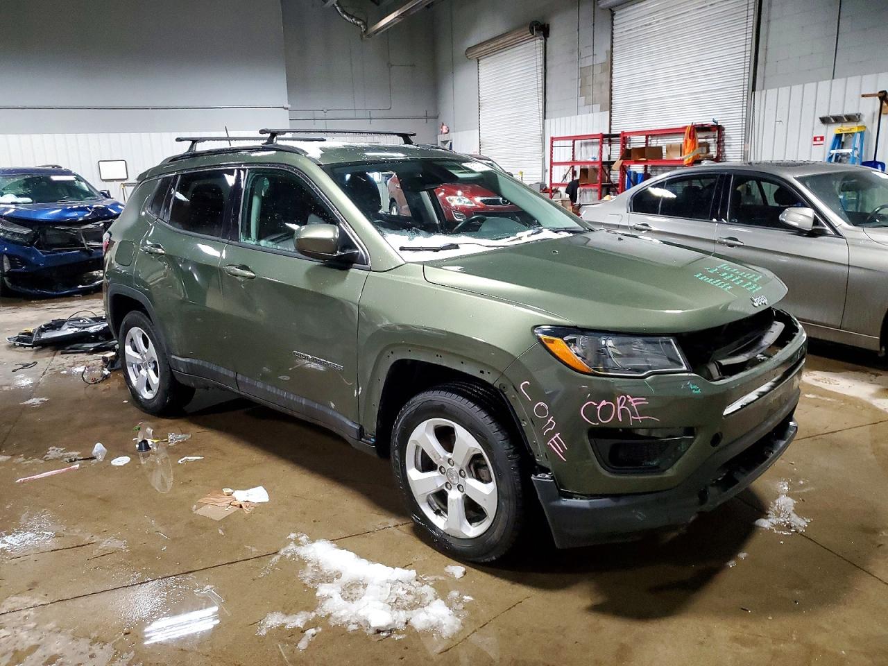 2019 JEEP COMPASS LATITUDE photo 4