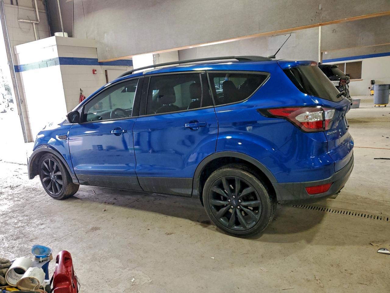 2017 FORD ESCAPE TITANIUM photo 4