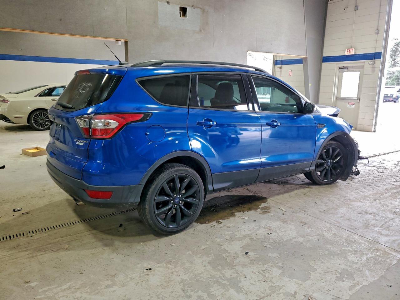 2017 FORD ESCAPE TITANIUM photo 7